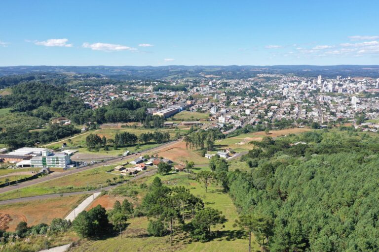 Terreno - cmud11cj800147gh83tgvys7o