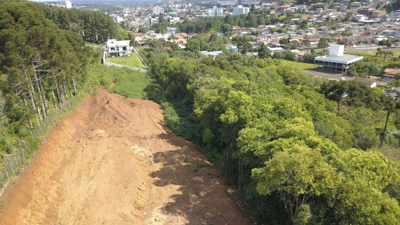 Terreno - cmud121po001p7gh8a33pf0gk